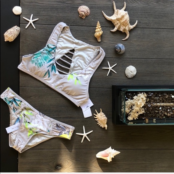 🌴🌼O’Neill- COLLINS BIKINI SET🌼🌴 - Picture 2 of 8
